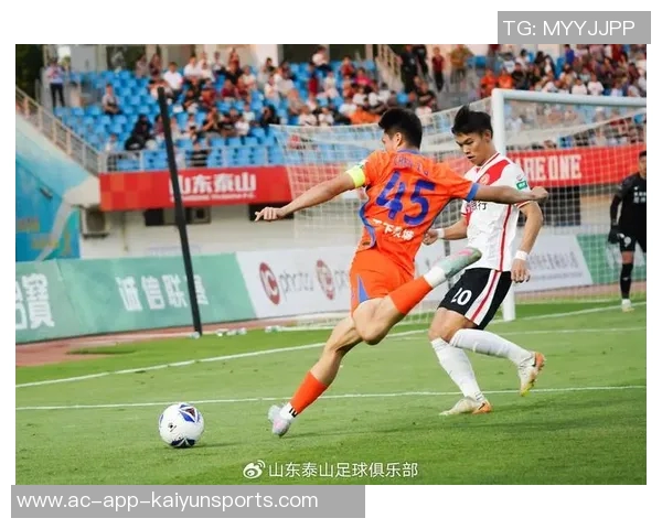 亚泰冬训首战热身赛双阵容出击以2-0战胜泰山B队展现良好状态 亚泰冬训首战热身赛双阵容出击以2-0战胜泰山B队展现良好状态