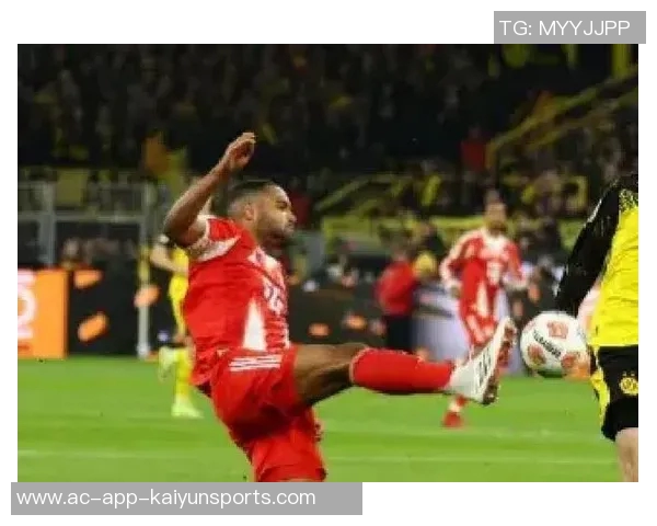 法尔克透露皇马关注施洛特贝克拜仁对此态度淡定 法尔克透露皇马关注施洛特贝克拜仁对此态度淡定